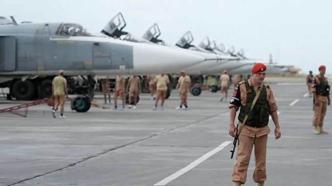 قاعدة حميميم الجوية الروسية في سوريا (سبوتنيك)