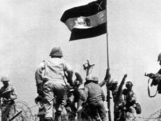 الجيش المصري يرفع راية النصر