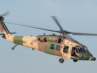 مروحيات من طراز UH-60