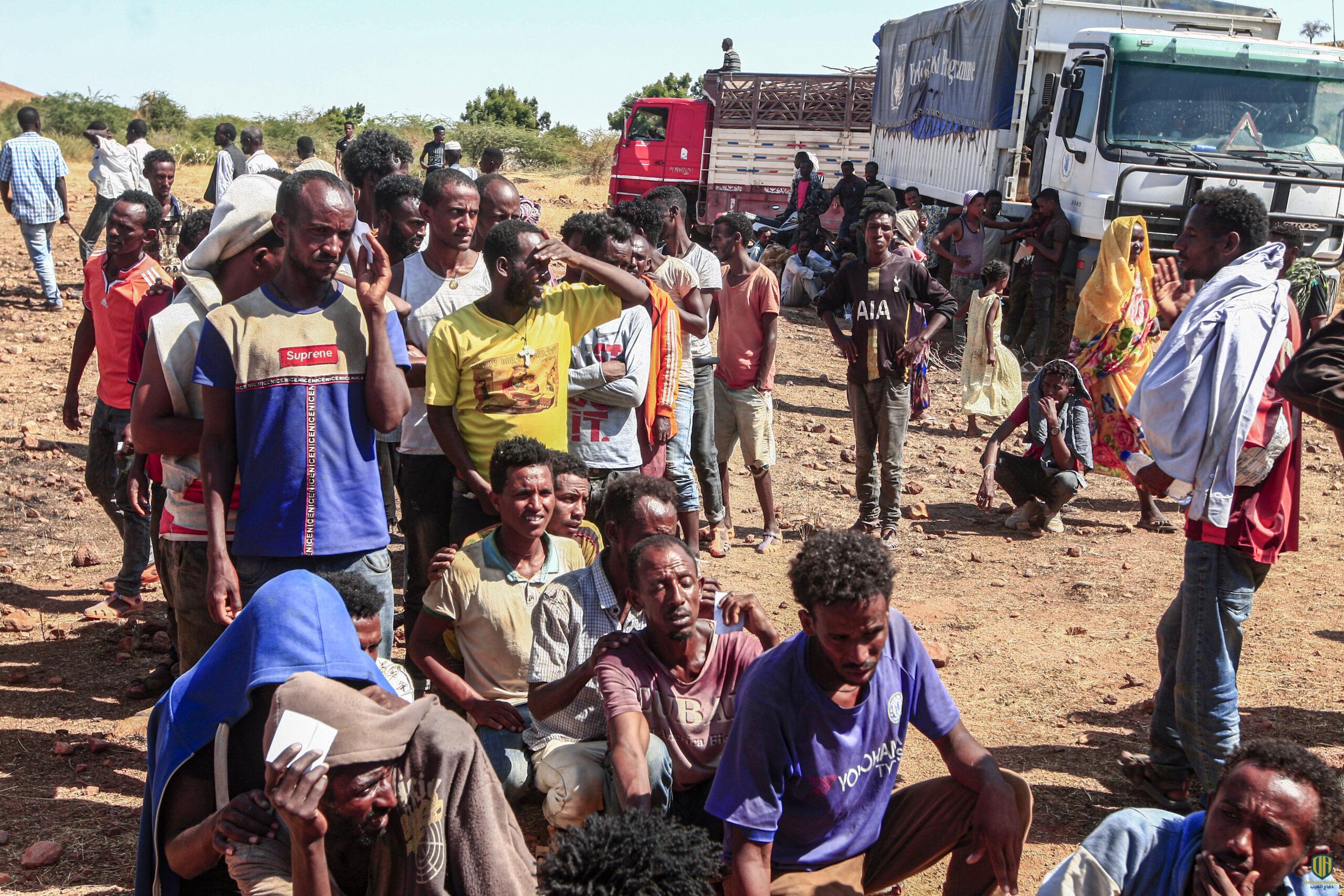 لاجئين إثيوبيين فارين من القتال