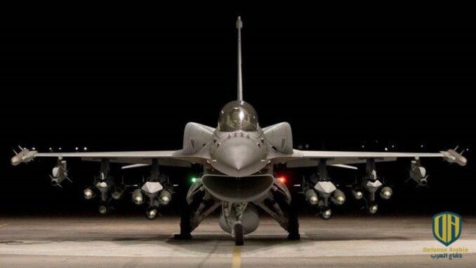 طائرة F-16 فيبر