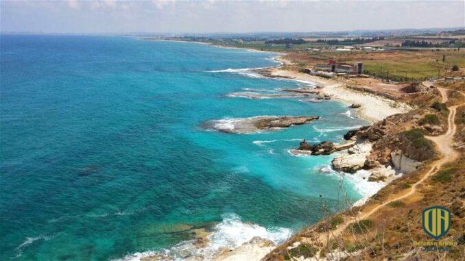 شاطئ لبنان