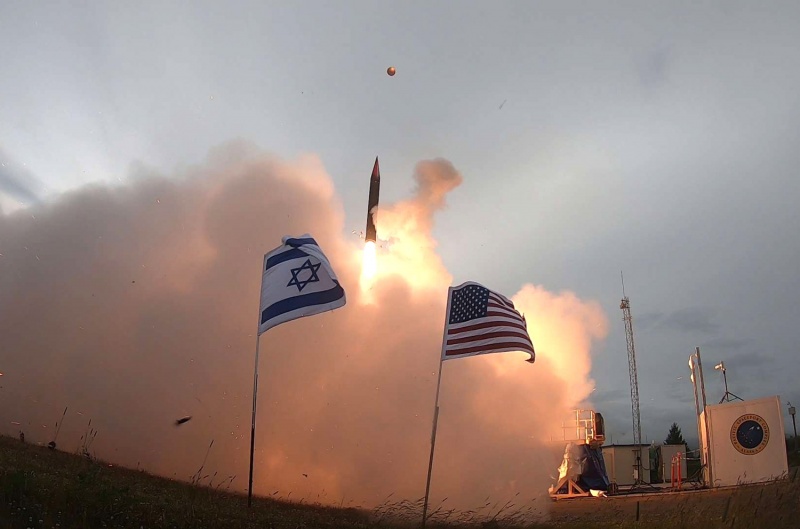 إسرائيل تطور منظومة دفاع جوي جديدة