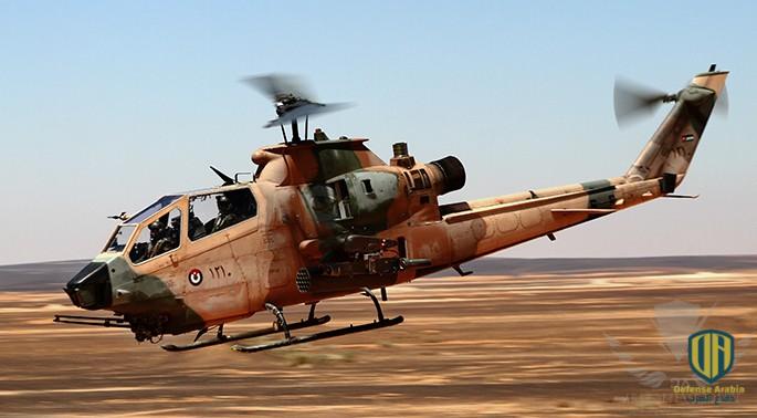 مروحية "كوبرا" تابعة للقوات الجوية الأردنية
