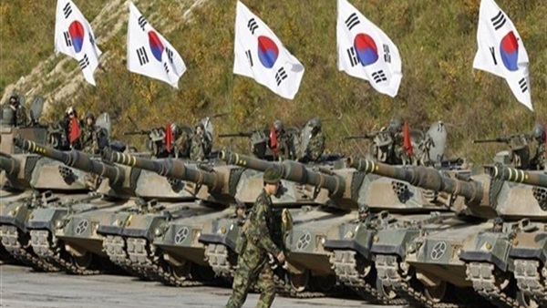 مدرعات تابعة للجيش الكوري الجنوبي