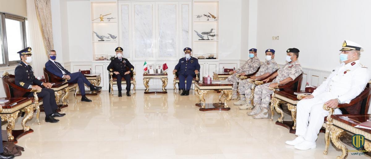 مباحثات قطرية إيطالية في الدوحة لتعزيز التعاون العسكري
