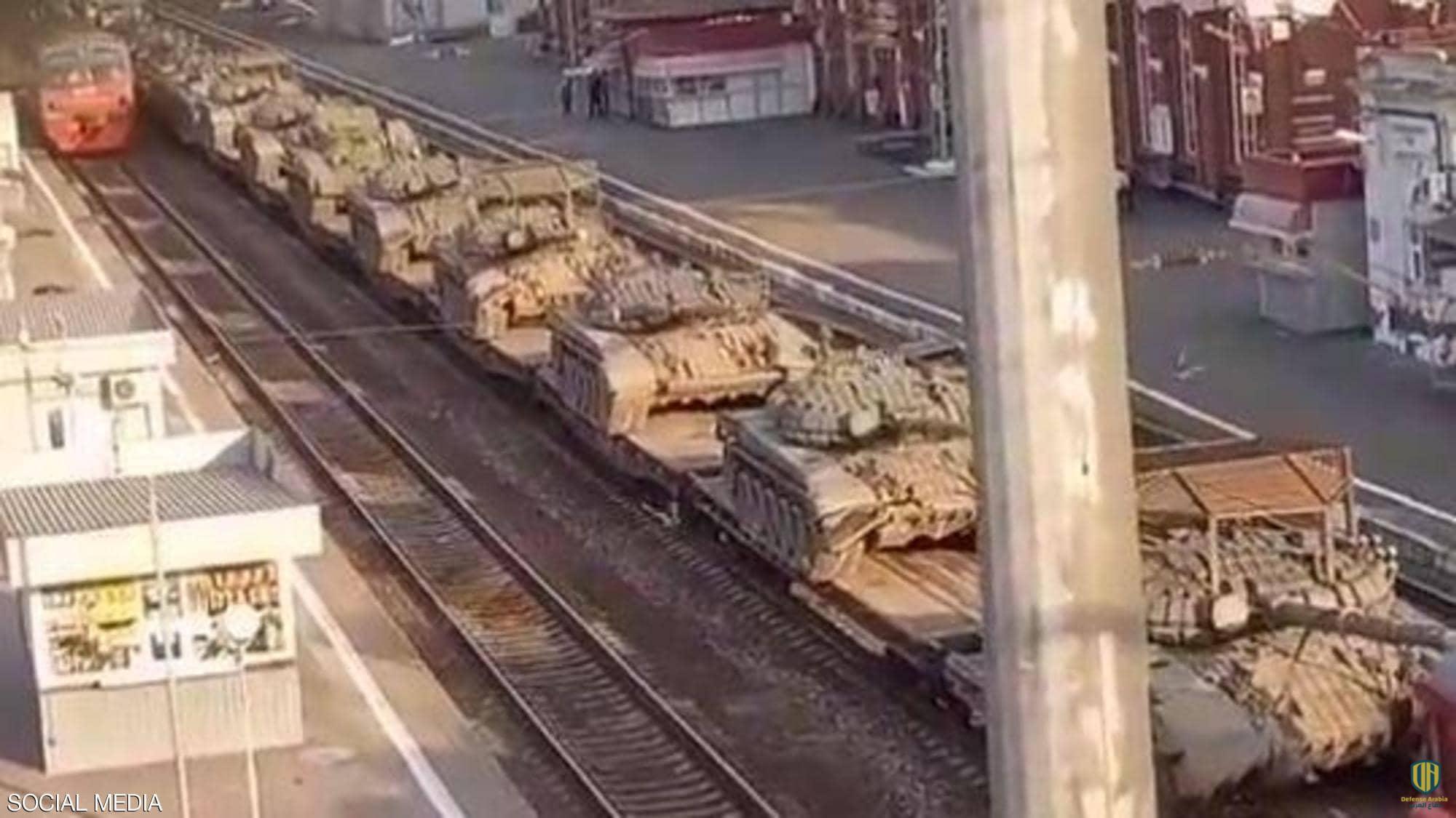 فيديو يرصد دبابات روسية متجهة لحدود أوكرانيا