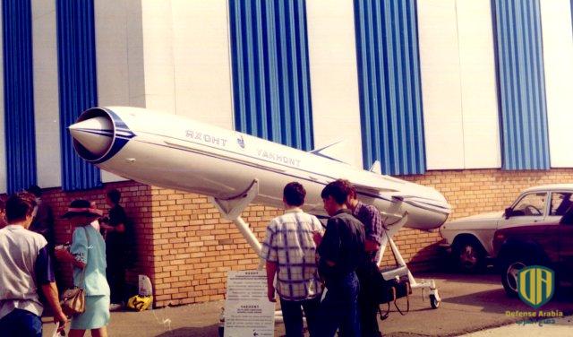 صاروخ بي-800 أونيكس بمعرض ماكس للطيران جوكوفسكي-1997