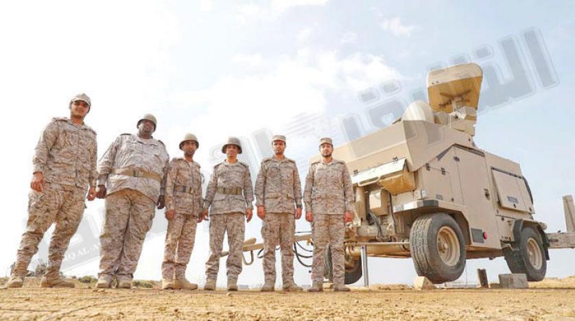 لقطة لأفراد من الدفاع الجوي السعودي