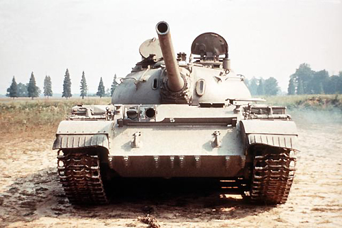 دبابة "تي - 55" الروسية الصنع