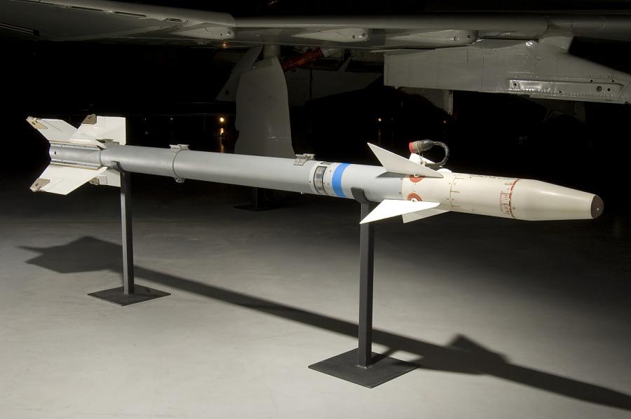 صواريخ "إيه آي إم-9 سايدويندر"