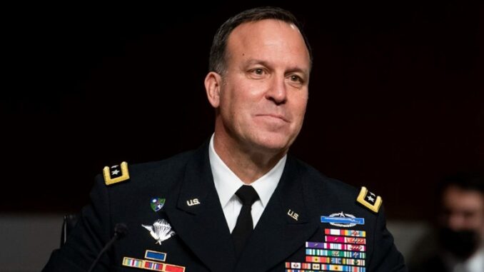 قائد القيادة المركزية الأميركية الجنرال مايكل “إريك” كوريلا