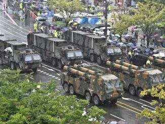 كوريا الجنوبية تنظم عرضاً عسكرياً واسع النطاق