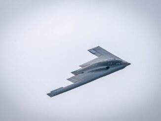 القاذفة B-2 Spirit