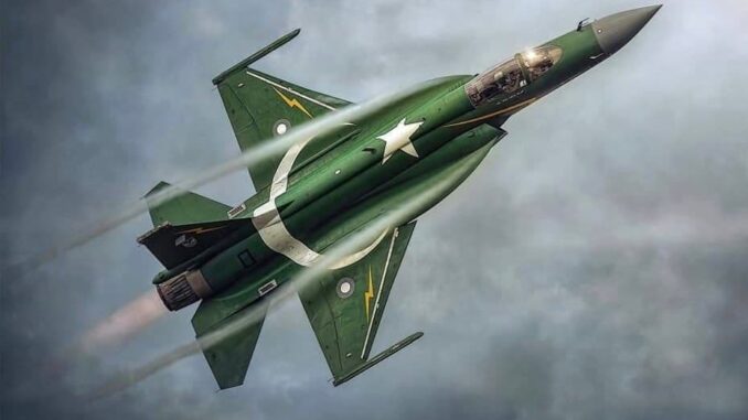 المقاتلة الباكستانية JF-17