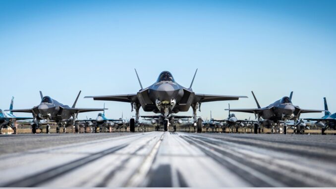 مقاتلة F-35