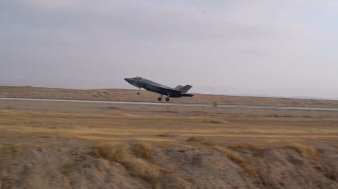 مقاتلة "أدير"